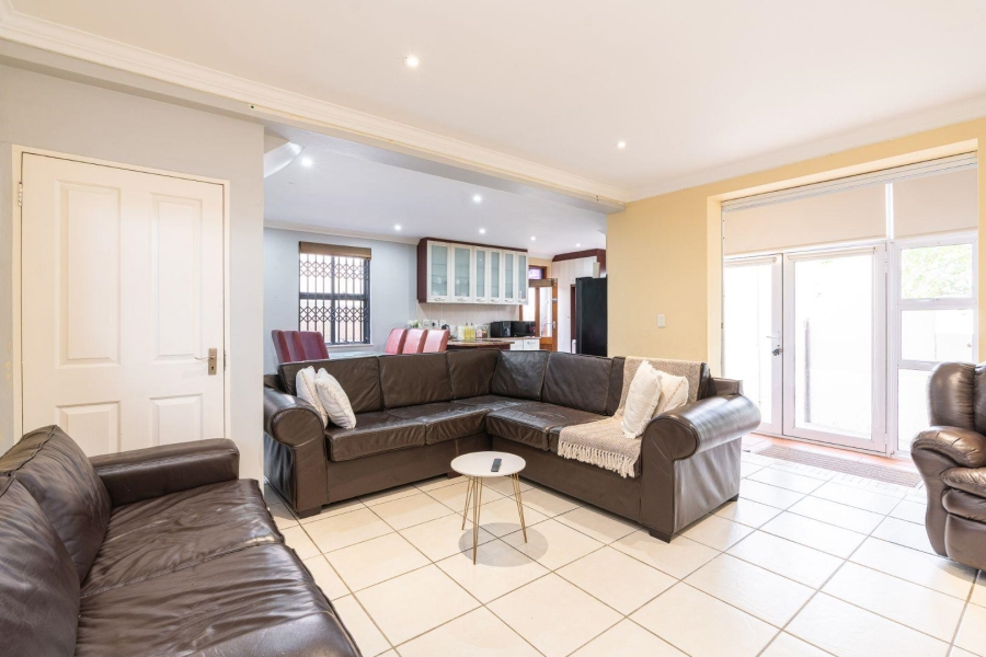 3 Bedroom Property for Sale in Royal Ascot Western Cape